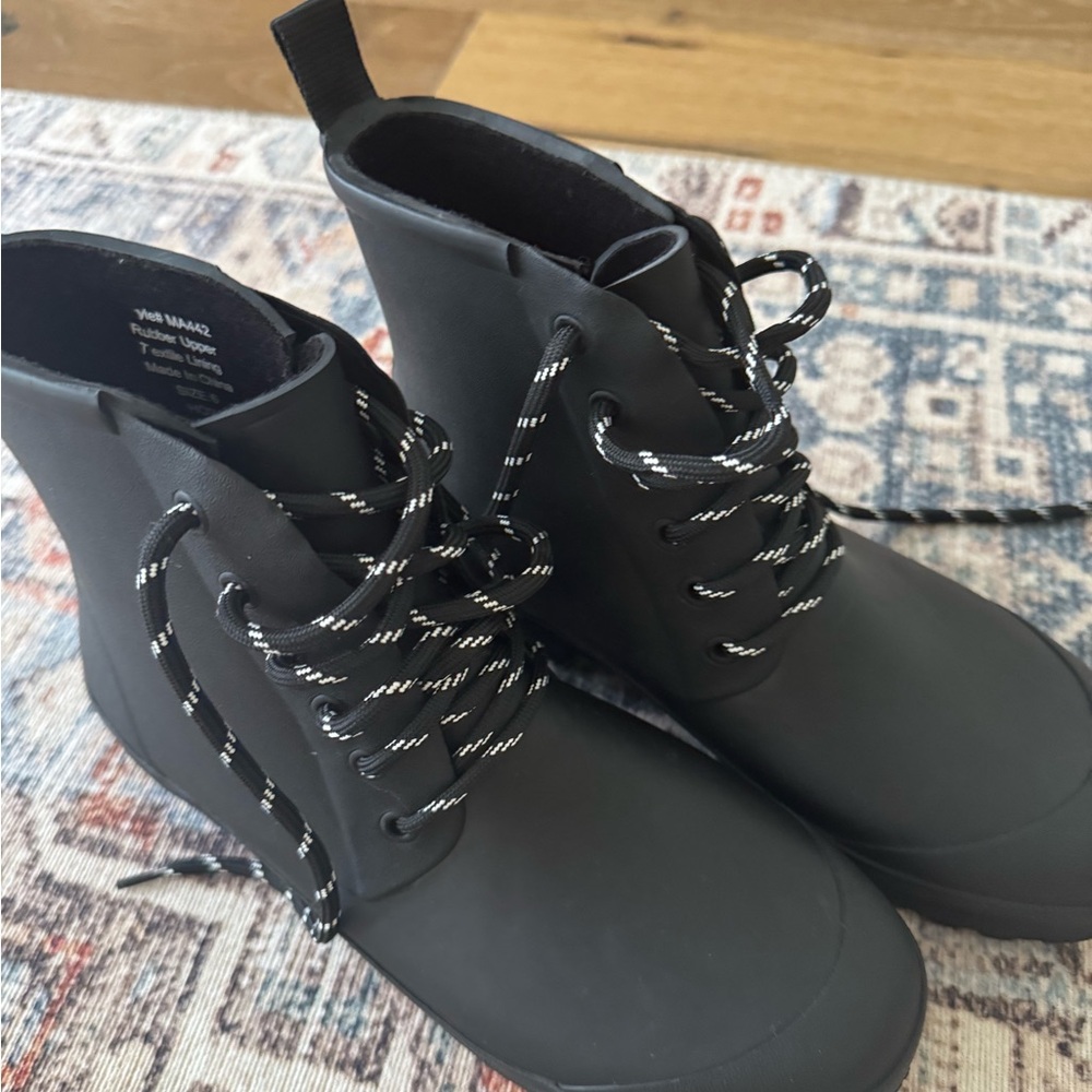 Madewell Black Lace-Up Rain Boots